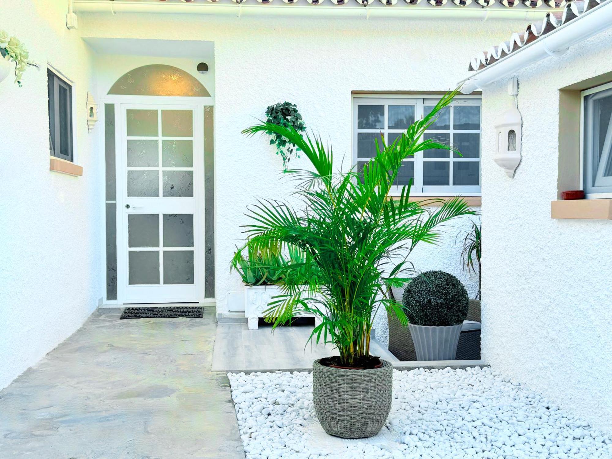 Villa Casacara Marbella Beachside Costabella -Spain 외부 사진