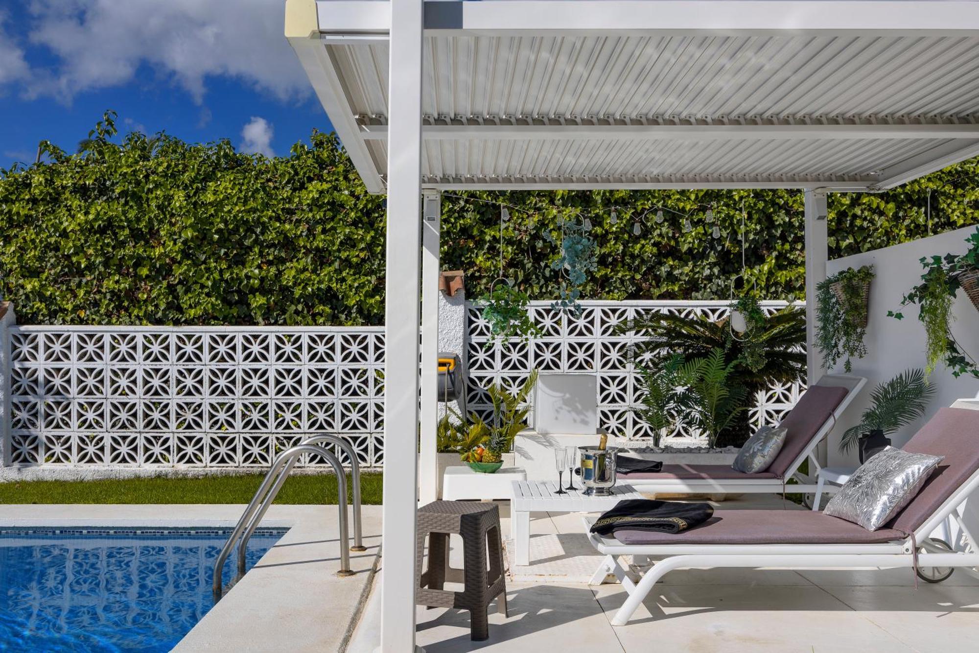 Villa Casacara Marbella Beachside Costabella -Spain 외부 사진