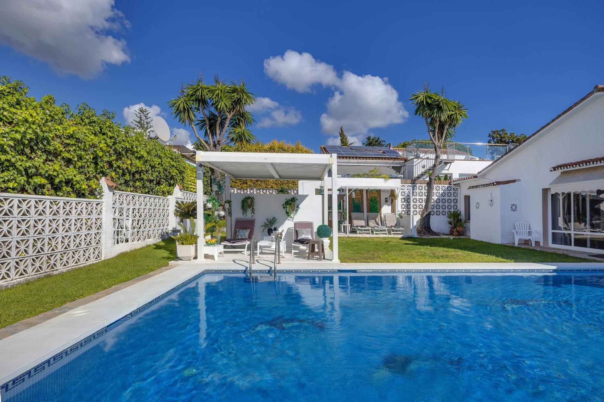 Villa Casacara Marbella Beachside Costabella -Spain 외부 사진