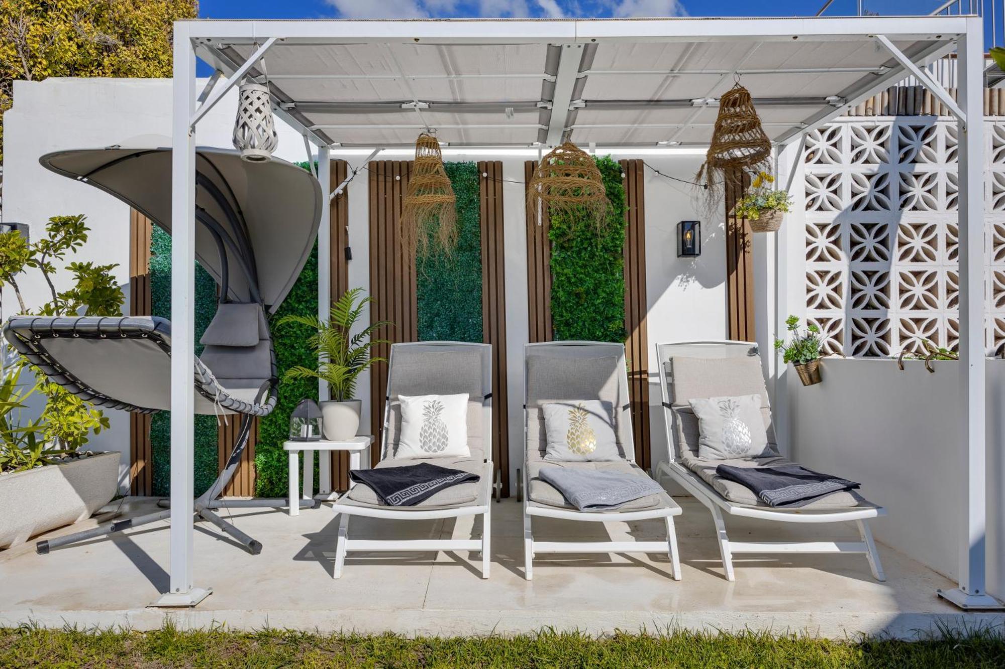 Villa Casacara Marbella Beachside Costabella -Spain 외부 사진