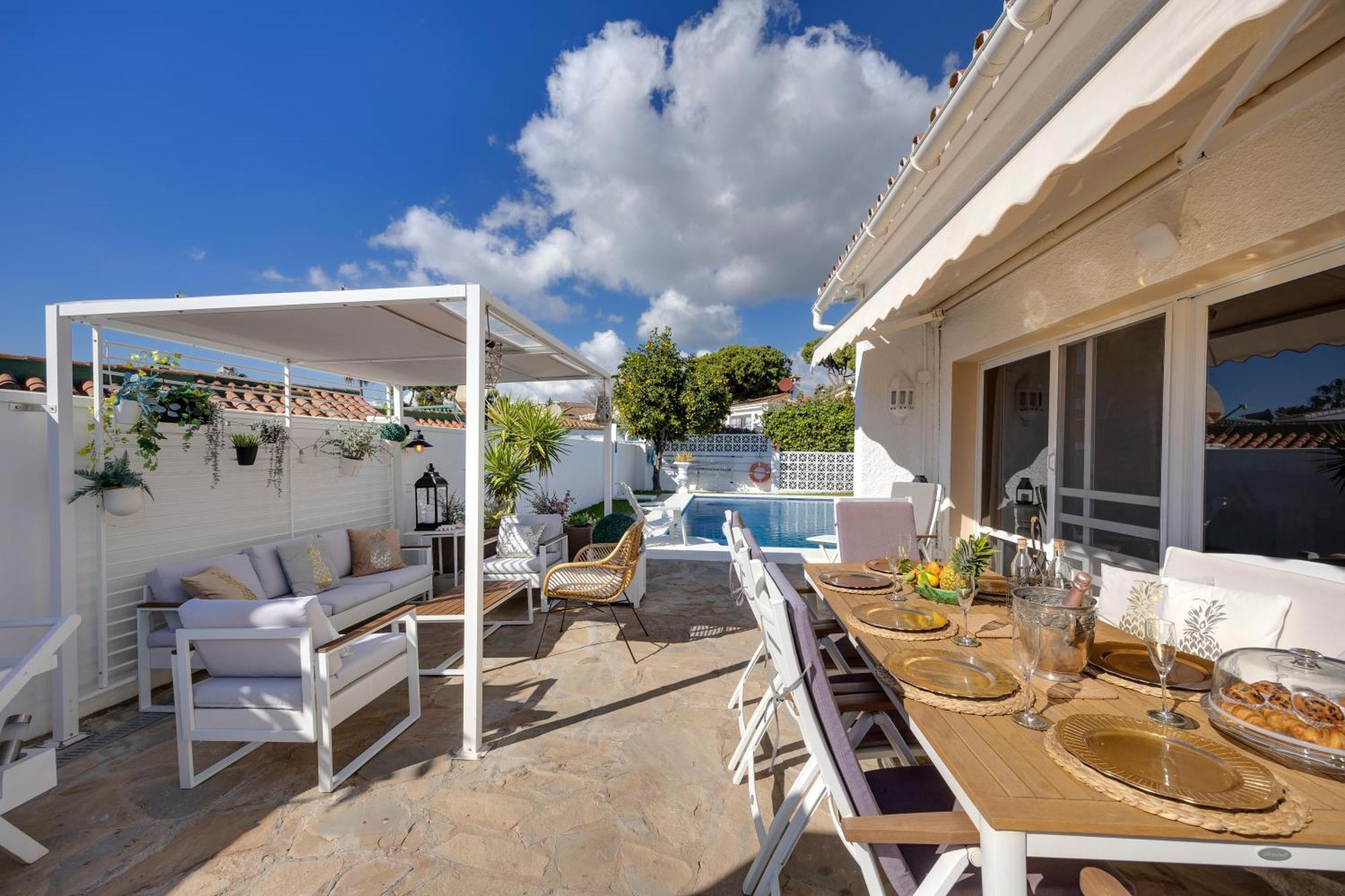 Villa Casacara Marbella Beachside Costabella -Spain 외부 사진