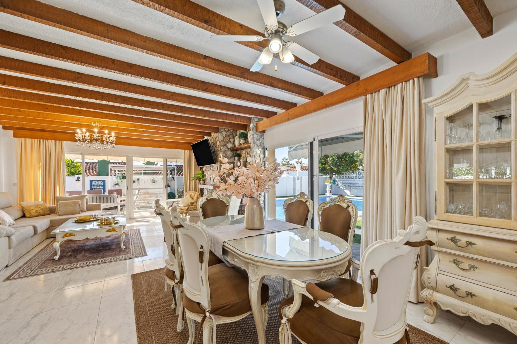 Villa Casacara Marbella Beachside Costabella -Spain 외부 사진