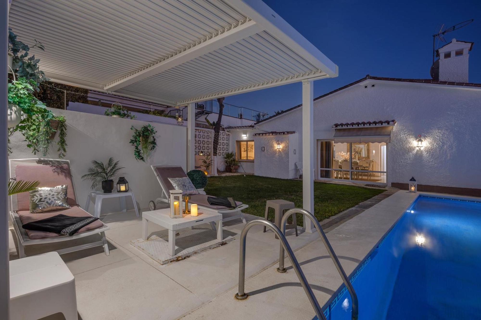 Villa Casacara Marbella Beachside Costabella -Spain 외부 사진